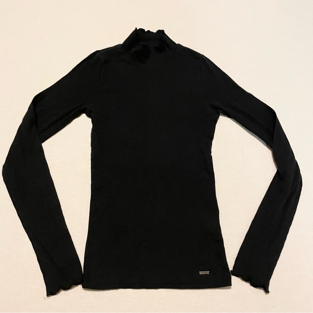Hollister Slim Tee Long Sleeve Women’s XS Shirt